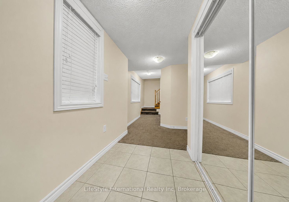 88-decorso-drive-guelph-ontario-x13614302