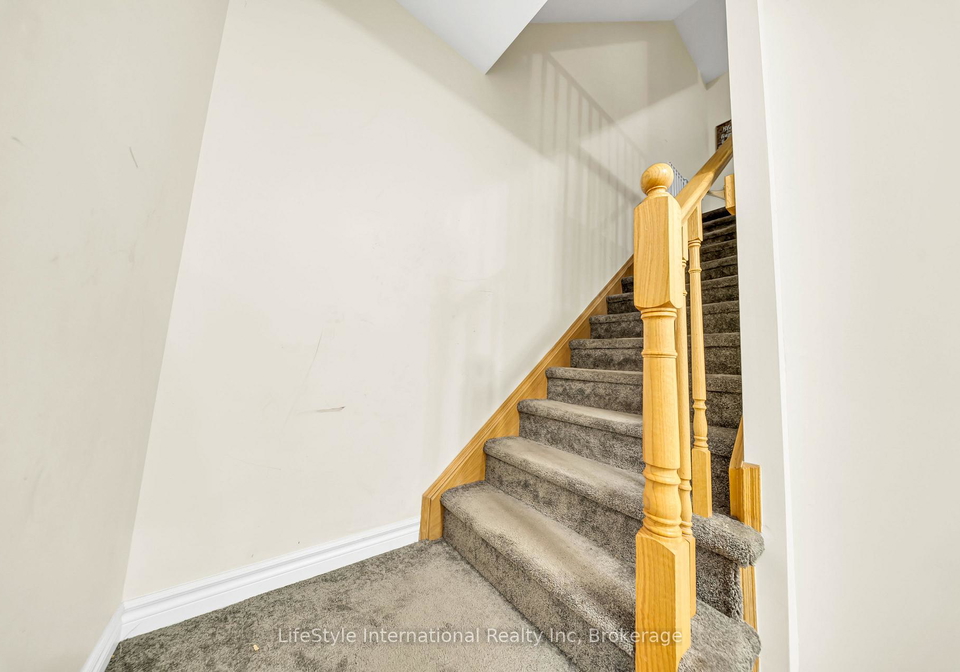 88-decorso-drive-guelph-ontario-x13614302