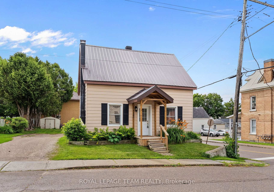 145-munroe-avenue-w-renfrew-ontario-x13614314