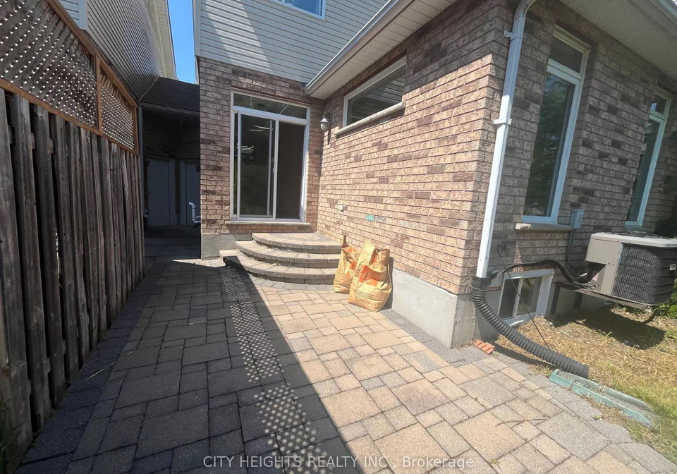 555-grasslands-court-cambridge-ontario-x13614342