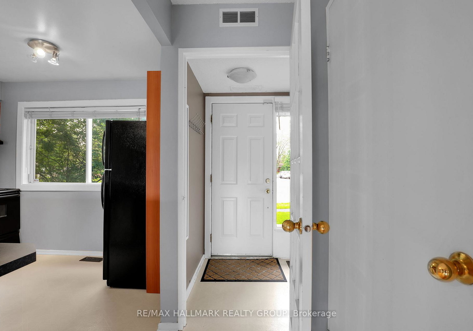 2912-fairlea-crescent-ottawa-ontario-x13614468