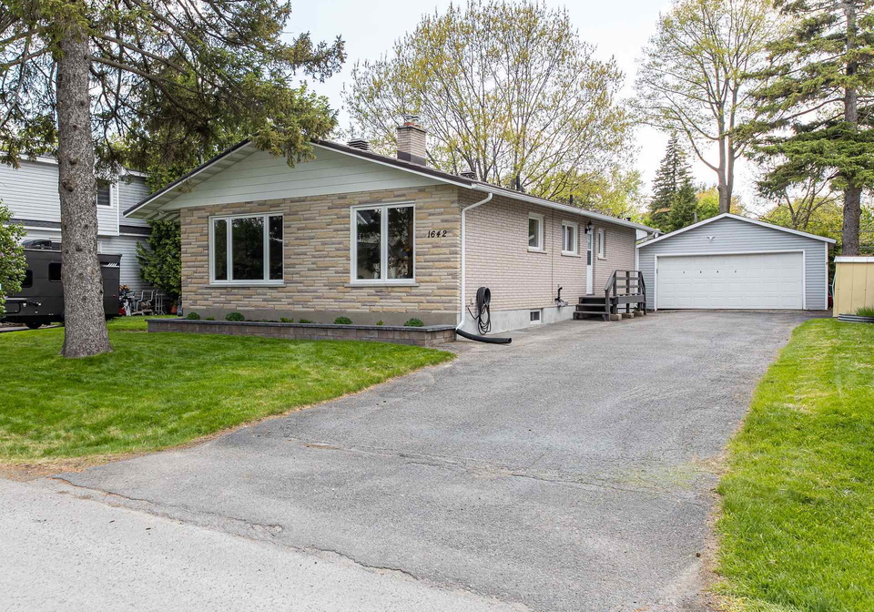 1642-valmarie-avenue-ottawa-ontario-x13614516