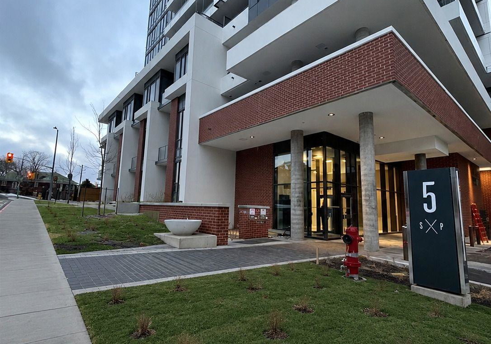 5-wellington-street-s-kitchener-ontario-x13614650