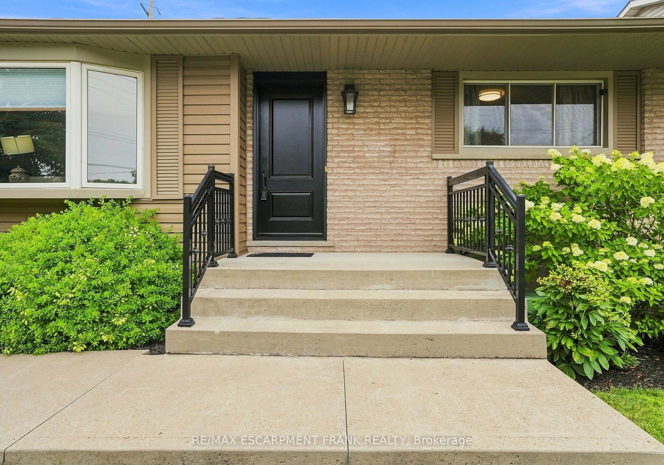 1008-garth-street-hamilton-ontario-x13614818