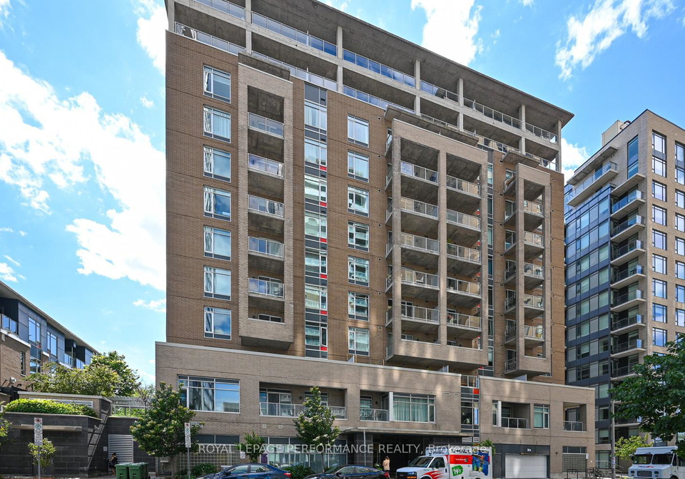 100-champagne-avenue-s-ottawa-ontario-x13614828