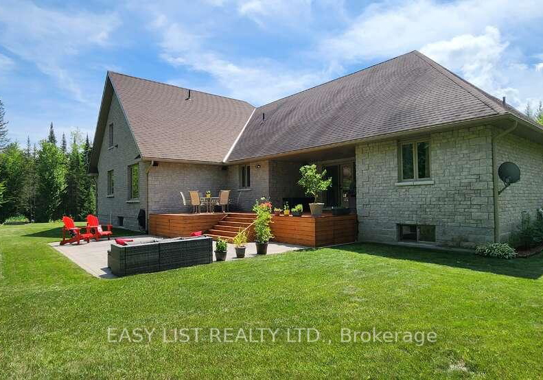 110-monck-square-laurentian-hills-ontario-x13615004