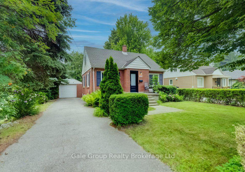464-huron-street-woodstock-ontario-x13615332