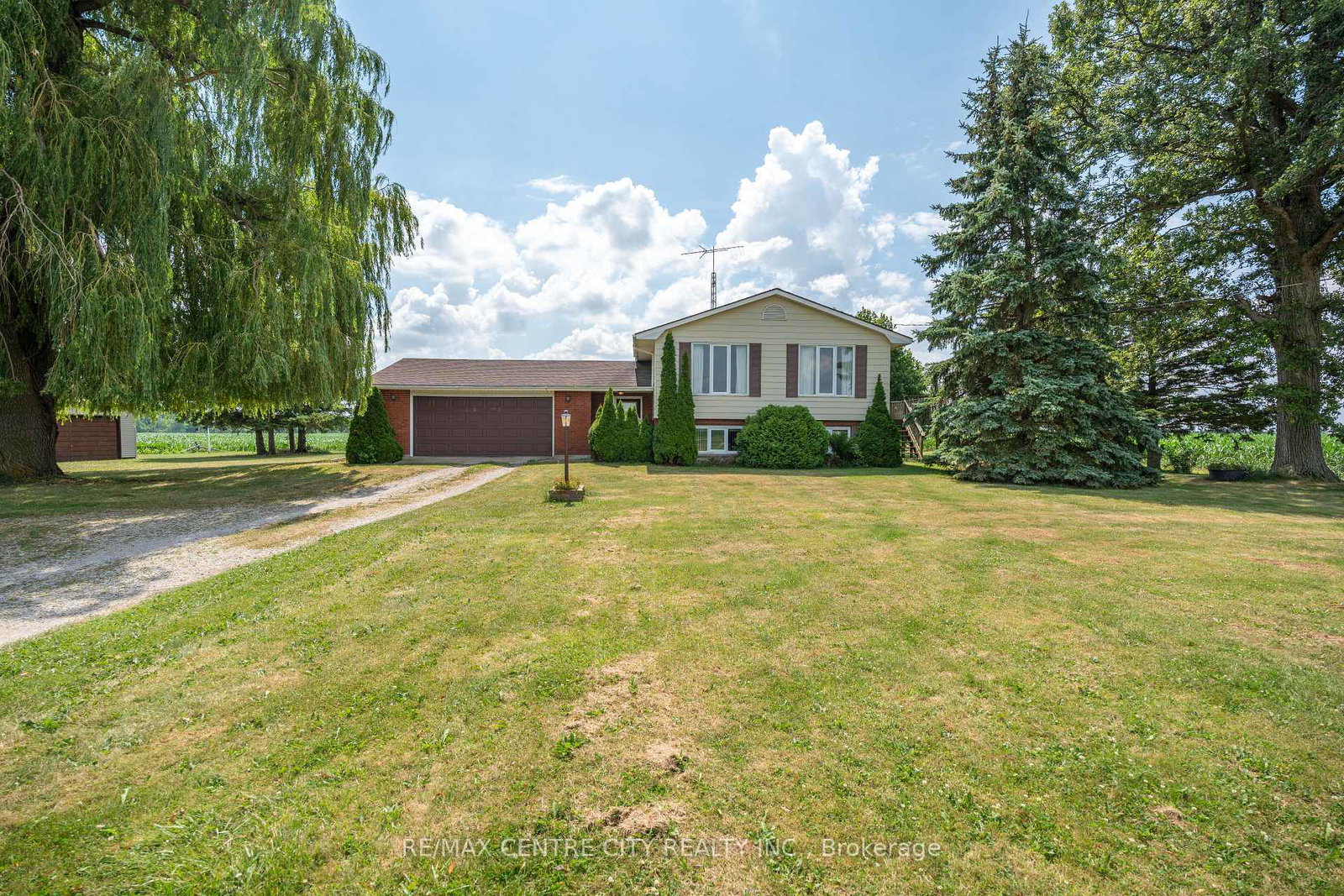 4943-falconbridge-drive-southwest-middlesex-ontario-x13615566