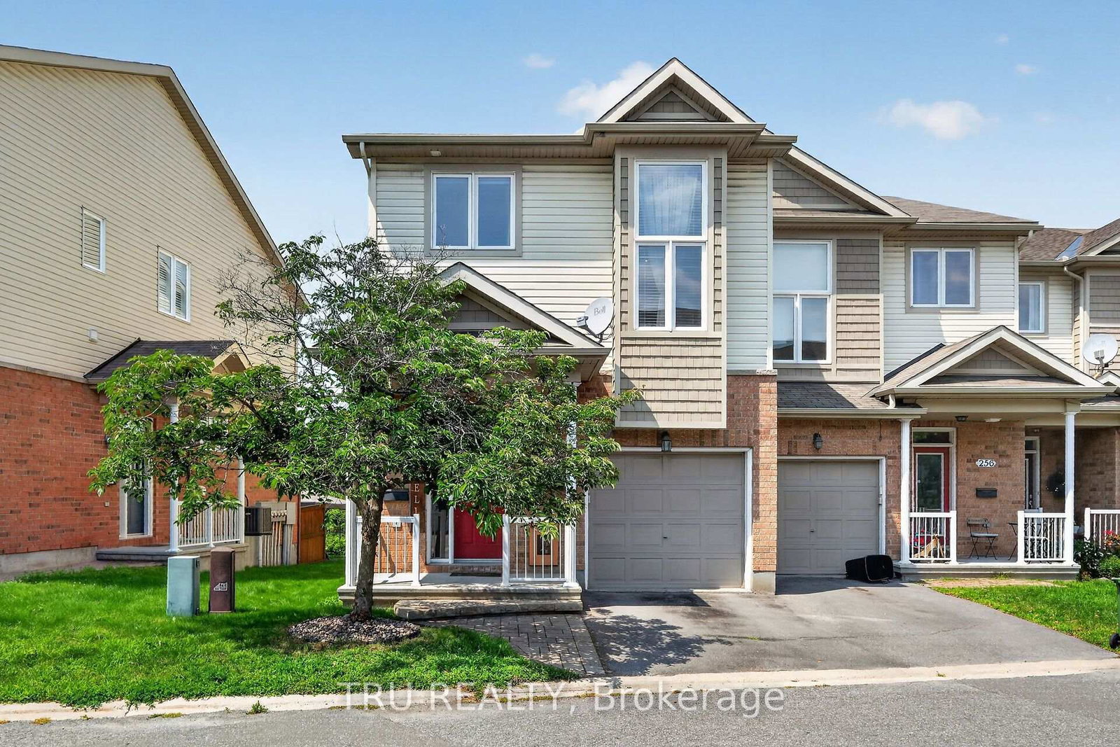258-parkrose-private-ottawa-ontario-x13615618