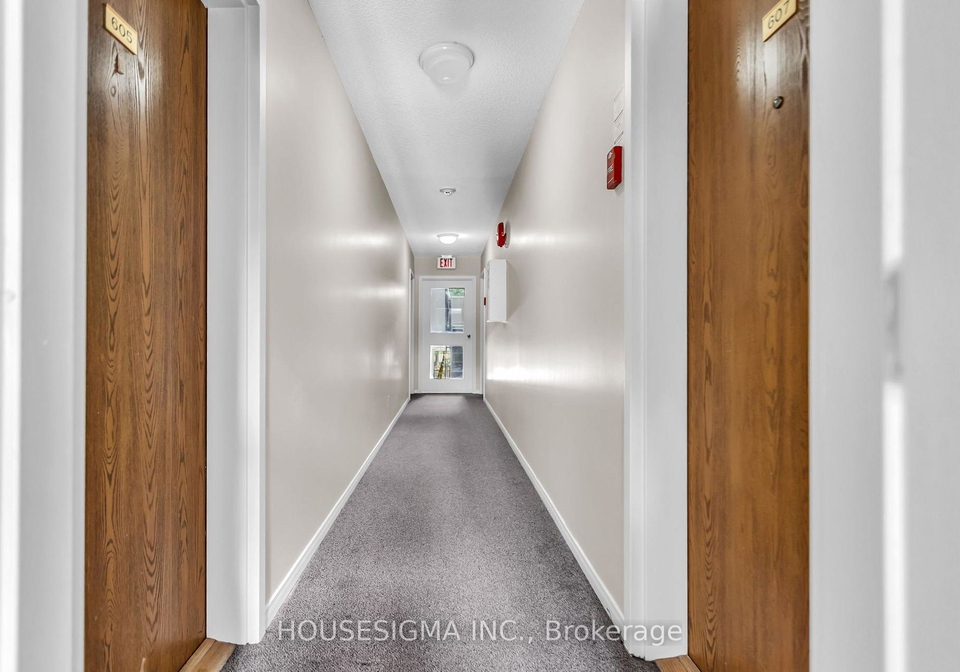 565-greenfield-avenue-kitchener-ontario-x13615710