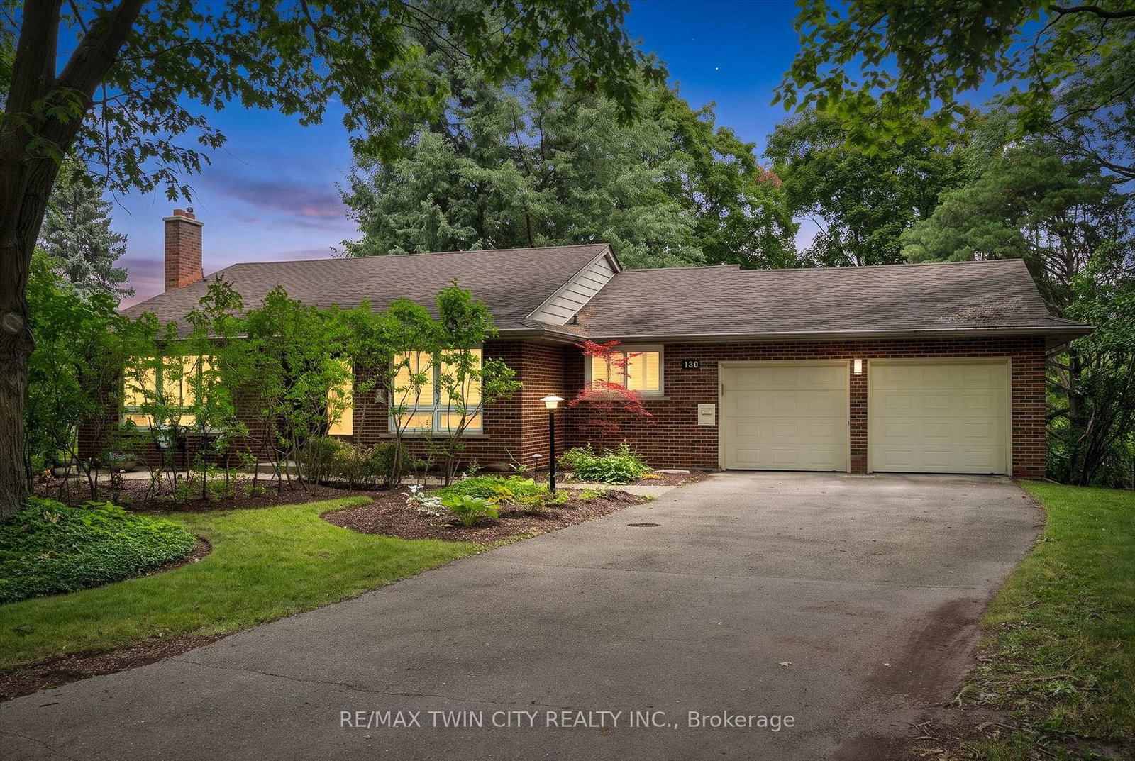 130-iroquois-place-waterloo-ontario-x13616010