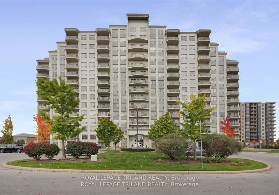 1030-coronation-drive-london-north-ontario-x13616240