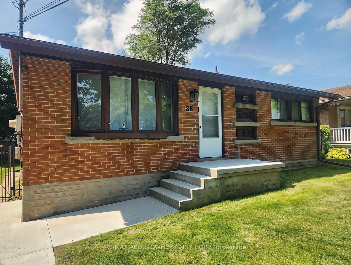 26-grandfield-street-hamilton-ontario-x13616350