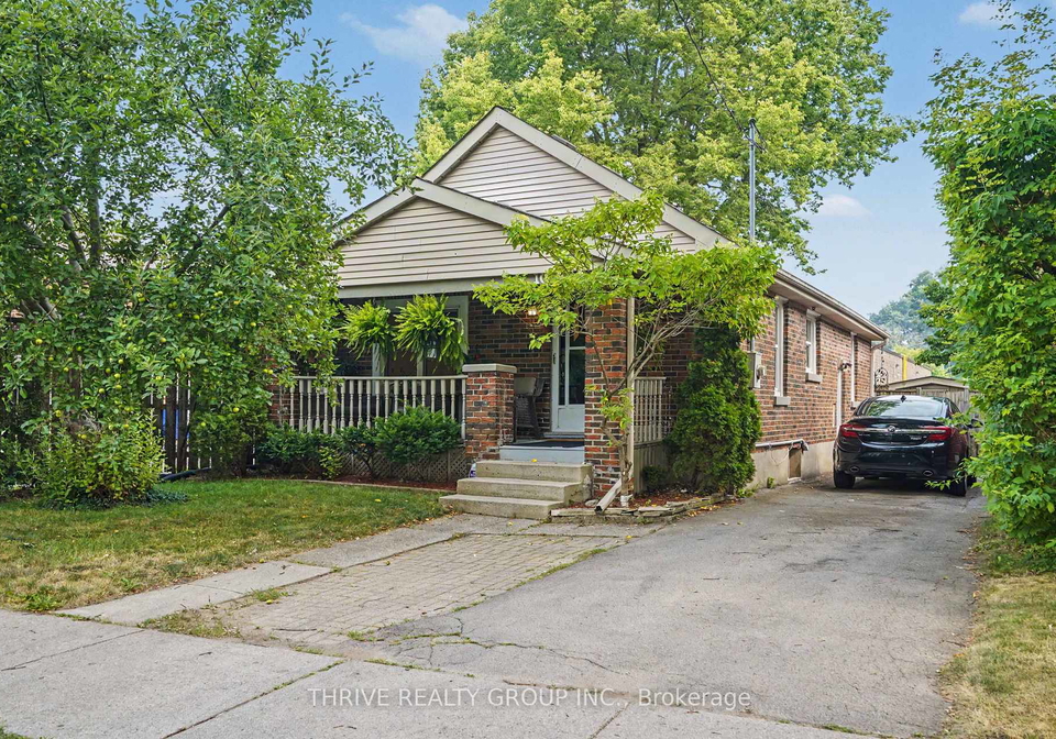 10-byron-avenue-e-london-south-ontario-x13616468