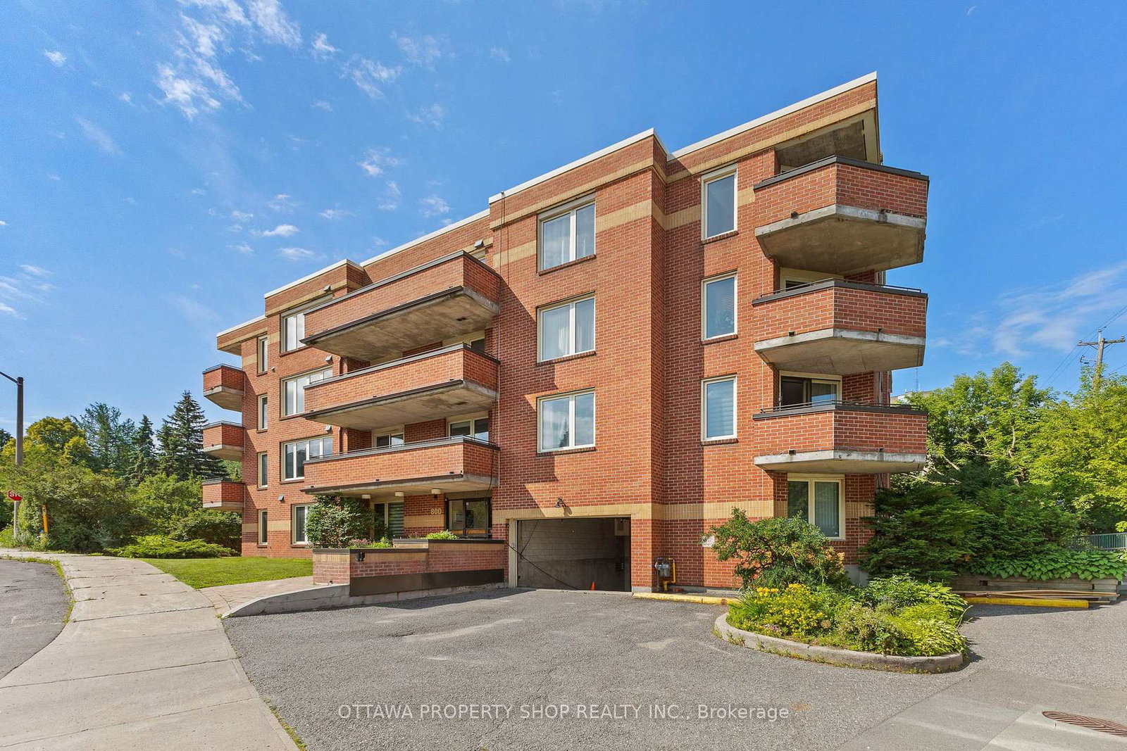 800-mckellar-avenue-ottawa-ontario-x13616522
