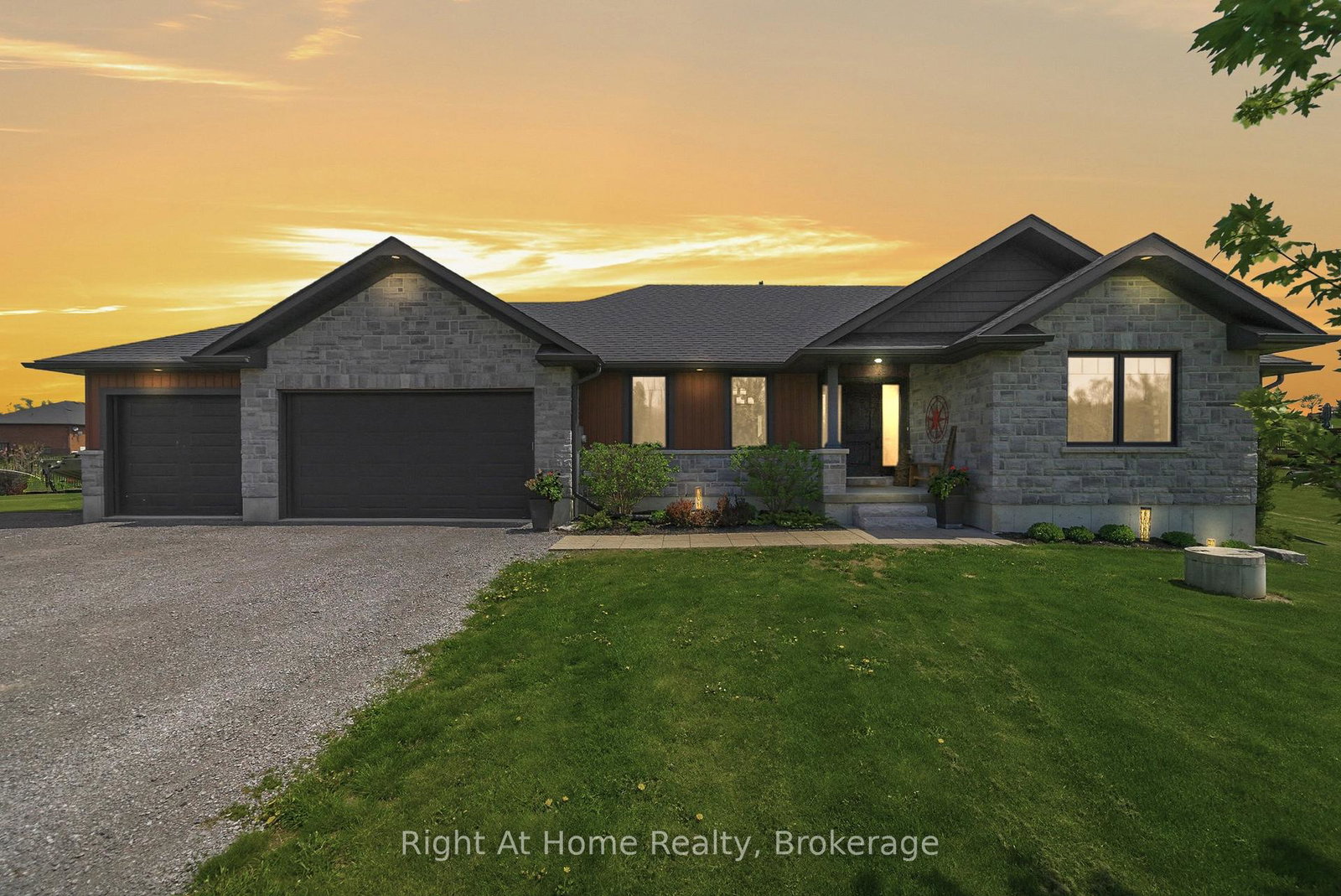 144-hiddenvalley-drive-belleville-ontario-x13616578