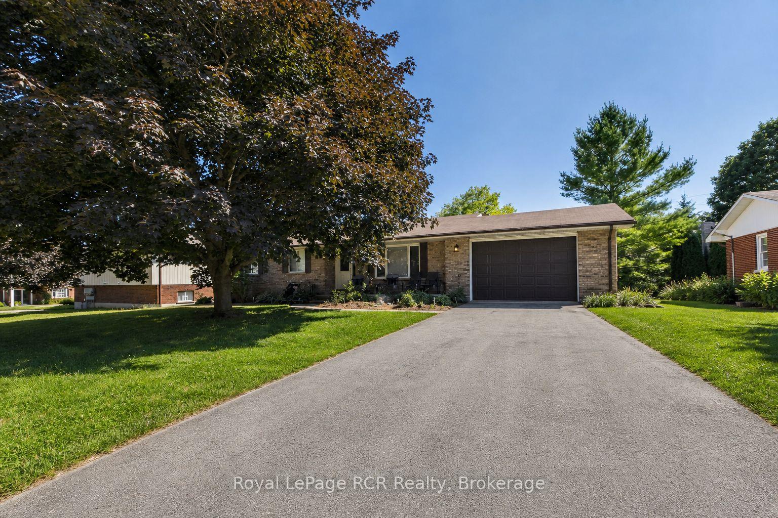 96-james-street-north-huron-ontario-x13616628