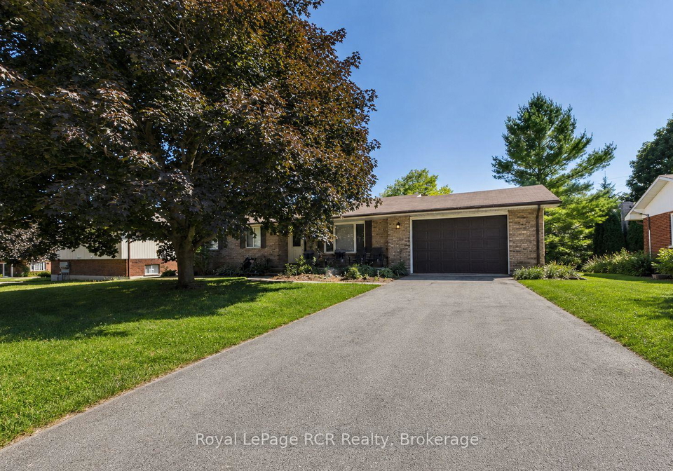 96-james-street-north-huron-ontario-x13616628