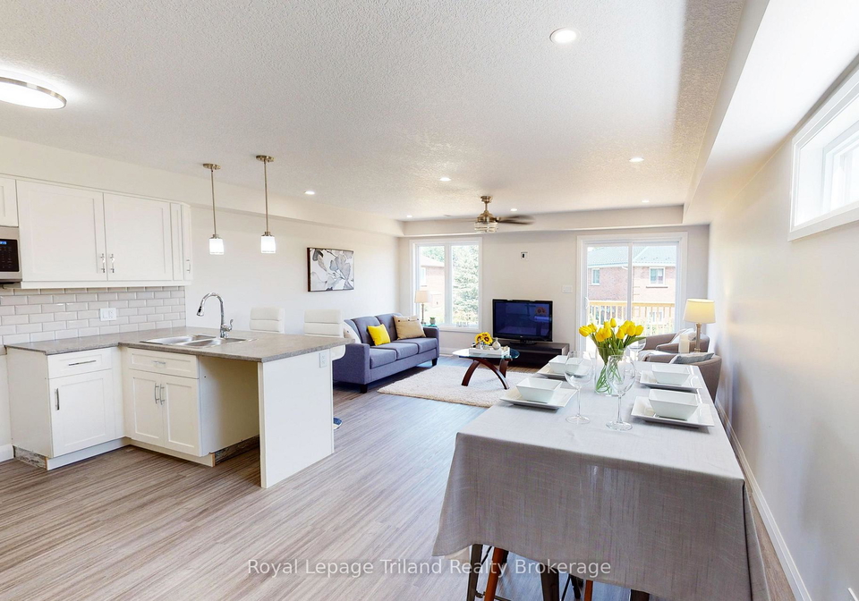 137-wimpole-street-west-perth-ontario-x13616804