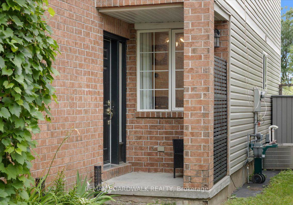 5-gleeson-way-ottawa-ontario-x13616824