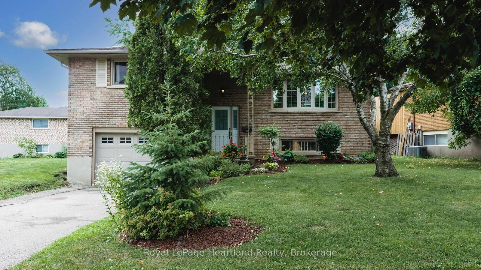 223-kemp-crescent-stratford-ontario-x13616886