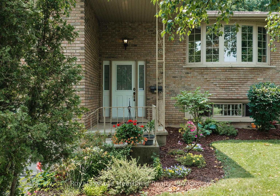 223-kemp-crescent-stratford-ontario-x13616886