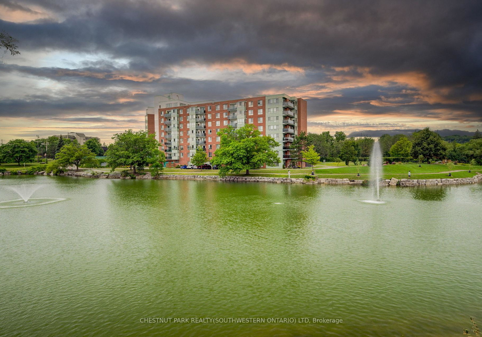 30-blue-springs-drive-waterloo-ontario-x13617018