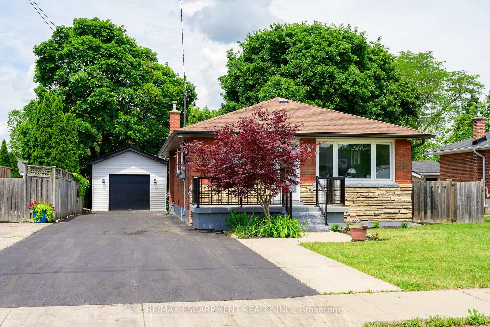 150-howard-avenue-hamilton-ontario-x13617038