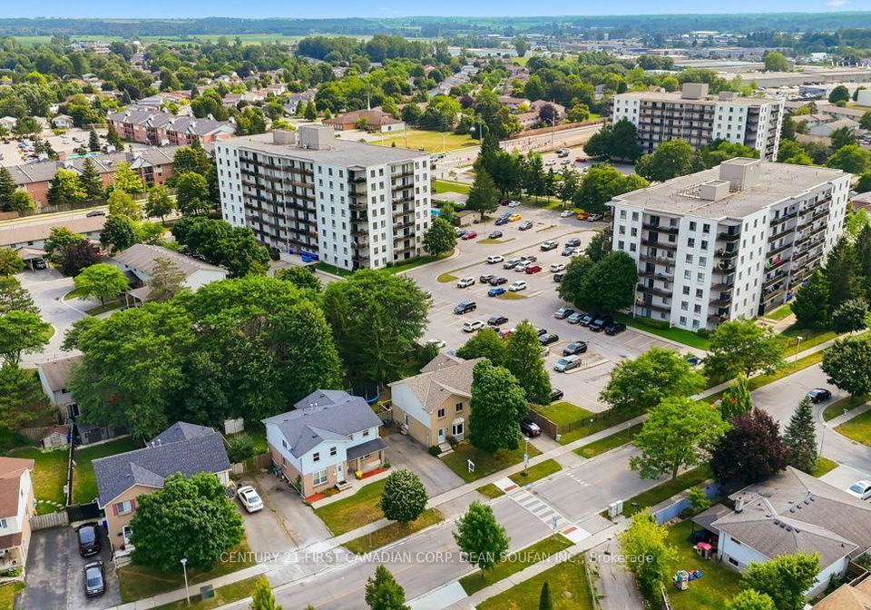 33-ashley-crescent-london-south-ontario-x13617070