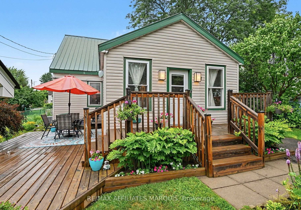 4-lorne-street-smiths-falls-ontario-x13617118