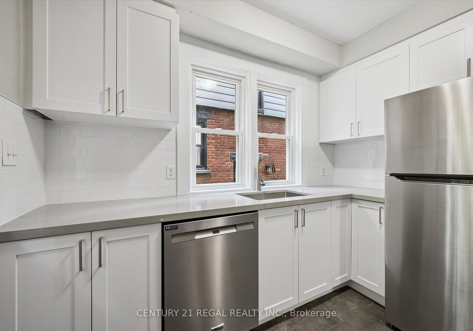 14-stirling-avenue-n-kitchener-ontario-x13617226
