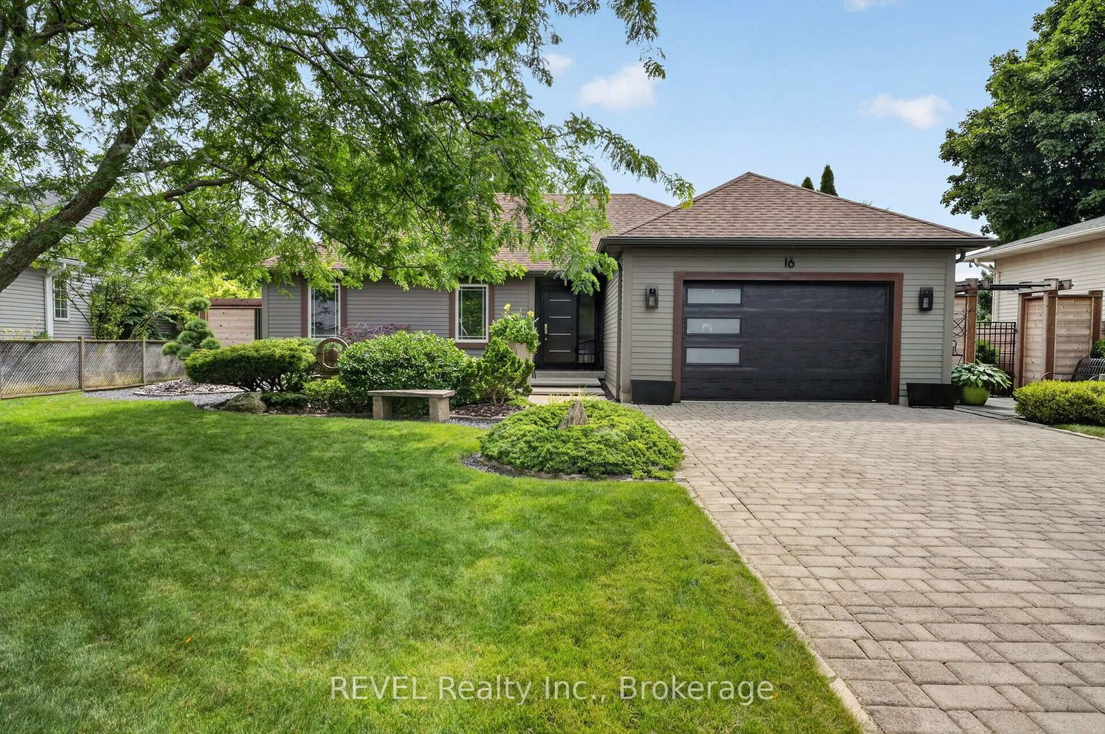 16-confederation-drive-n-niagara-on-the-lake-ontario-x13617448