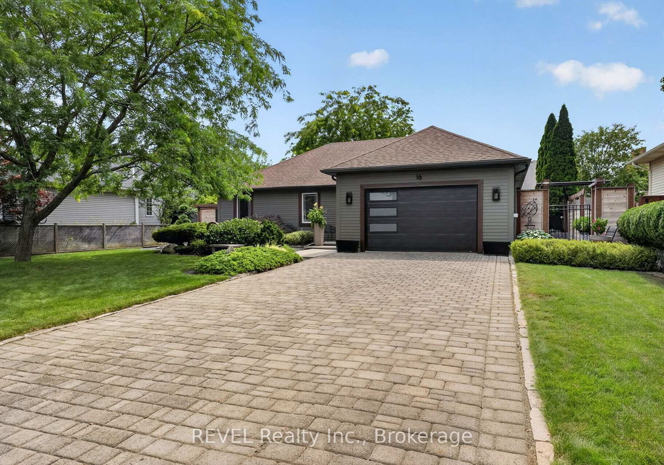 16-confederation-drive-n-niagara-on-the-lake-ontario-x13617448