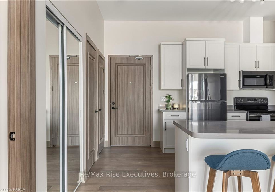 820-gardiners-road-kingston-ontario-x13617460