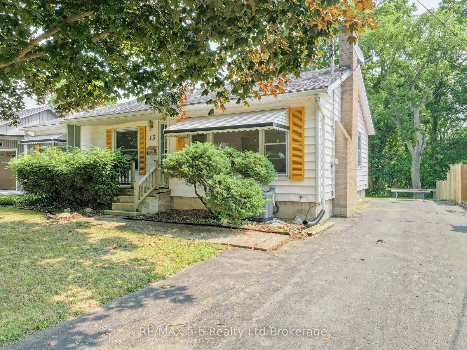 13-parkside-drive-tillsonburg-ontario-x13617616