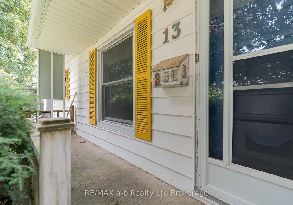 13-parkside-drive-tillsonburg-ontario-x13617616
