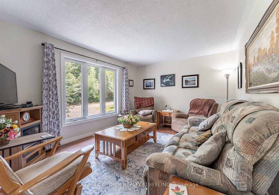 512-maple-road-bonfield-ontario-x13617640