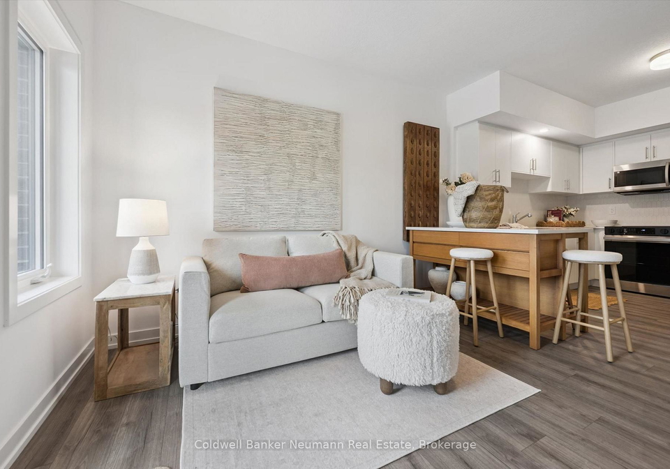 940-st-david-street-n-centre-wellington-ontario-x13617644