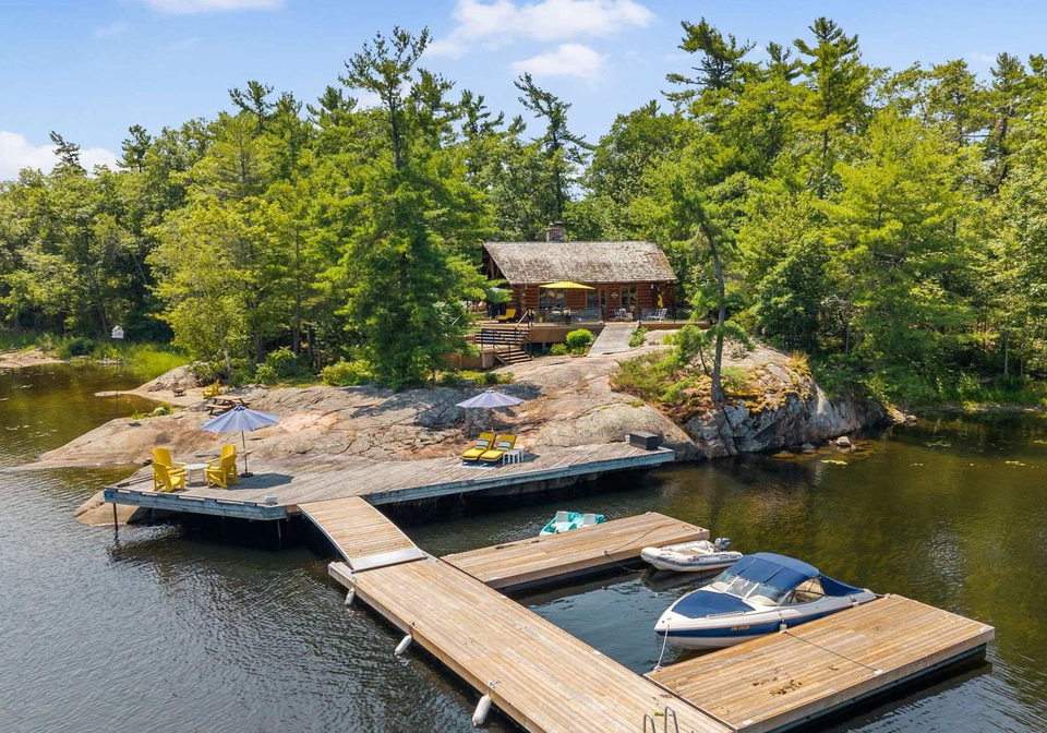 6-island-2050tabassakwa-island-georgian-bay-ontario-x13617758