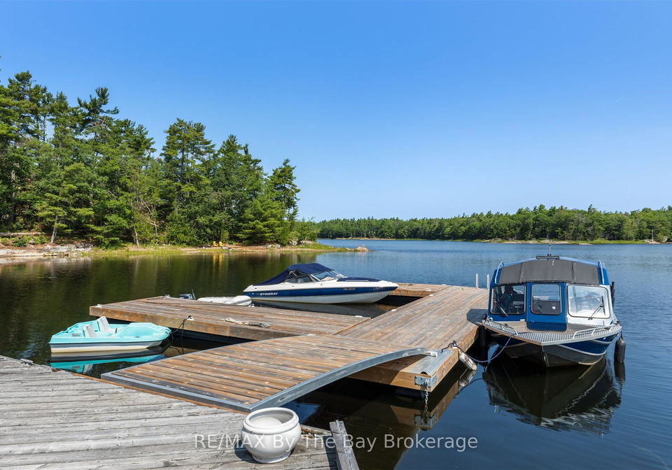 6-island-2050tabassakwa-island-georgian-bay-ontario-x13617758