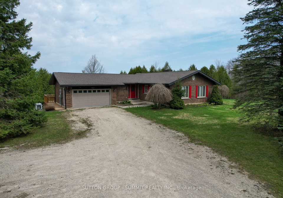 447223-10th-concession-grey-highlands-ontario-x13617772