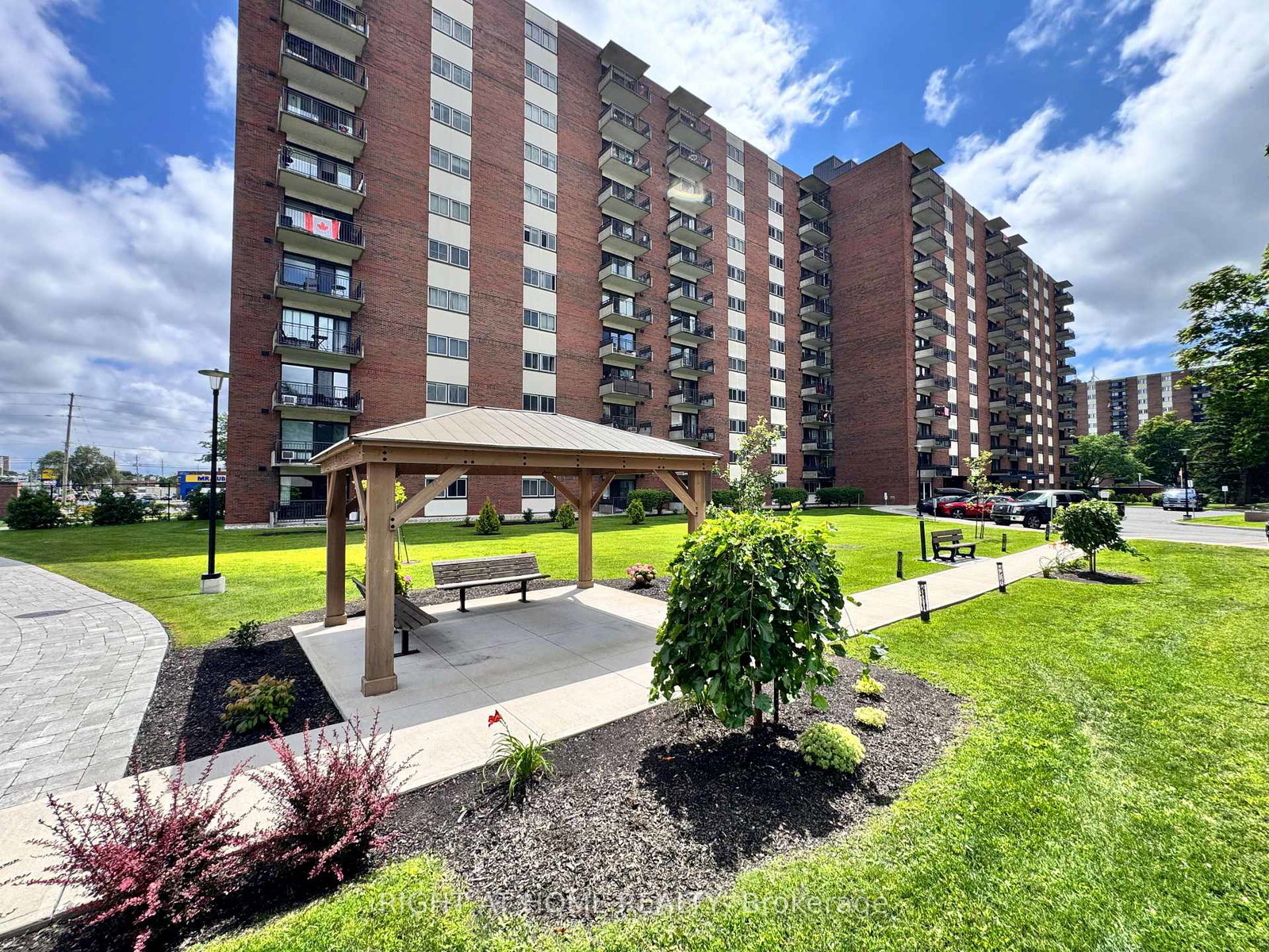 1465-baseline-road-s-ottawa-ontario-x13617896