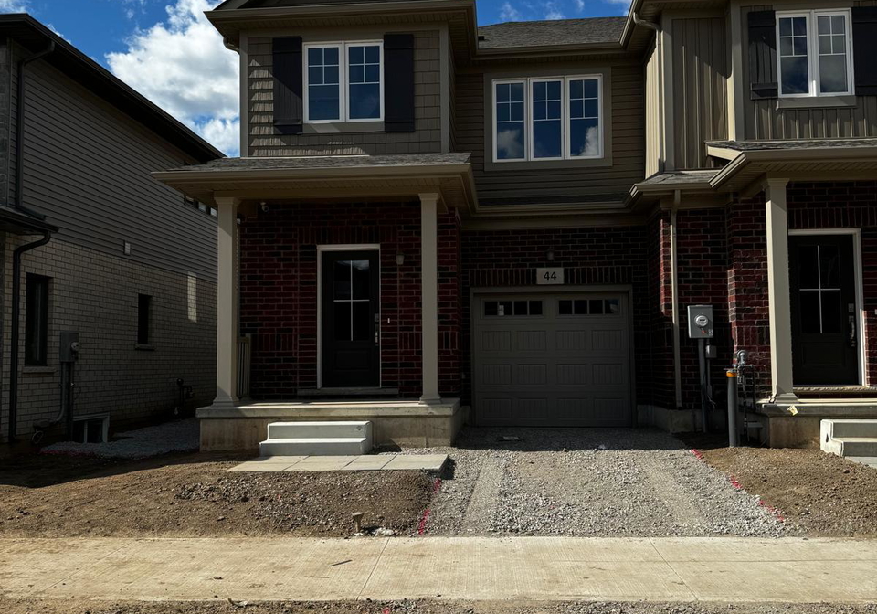 44-samuel-avenue-pelham-ontario-x13617928