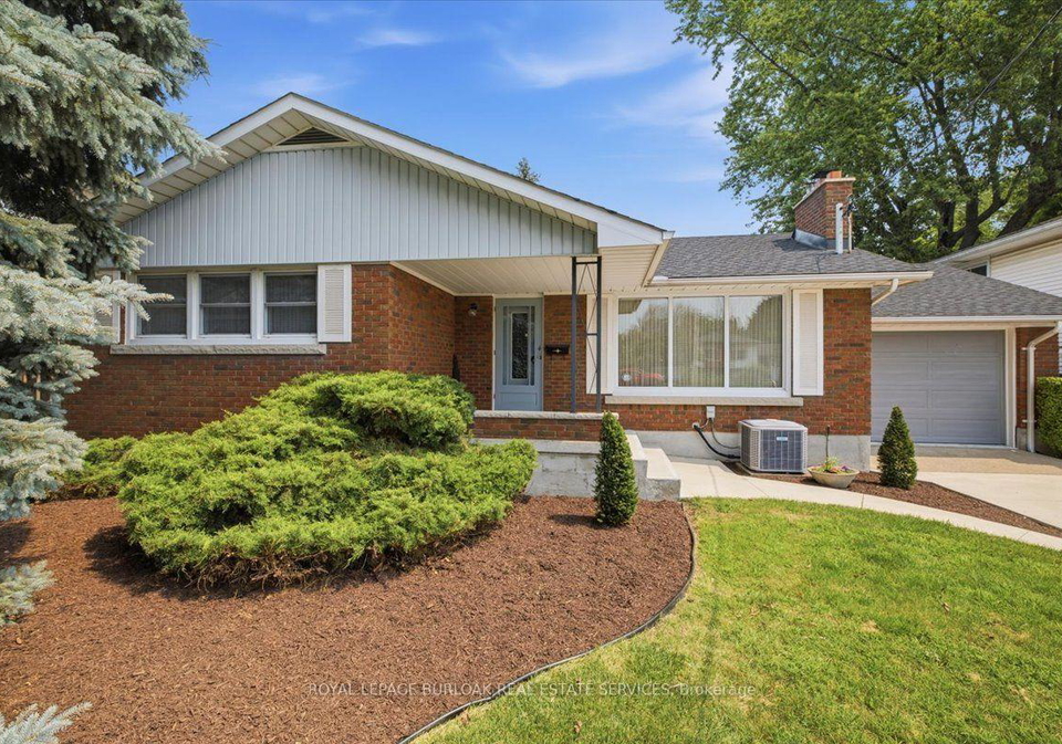 4-corbett-avenue-st-catharines-ontario-x13617946