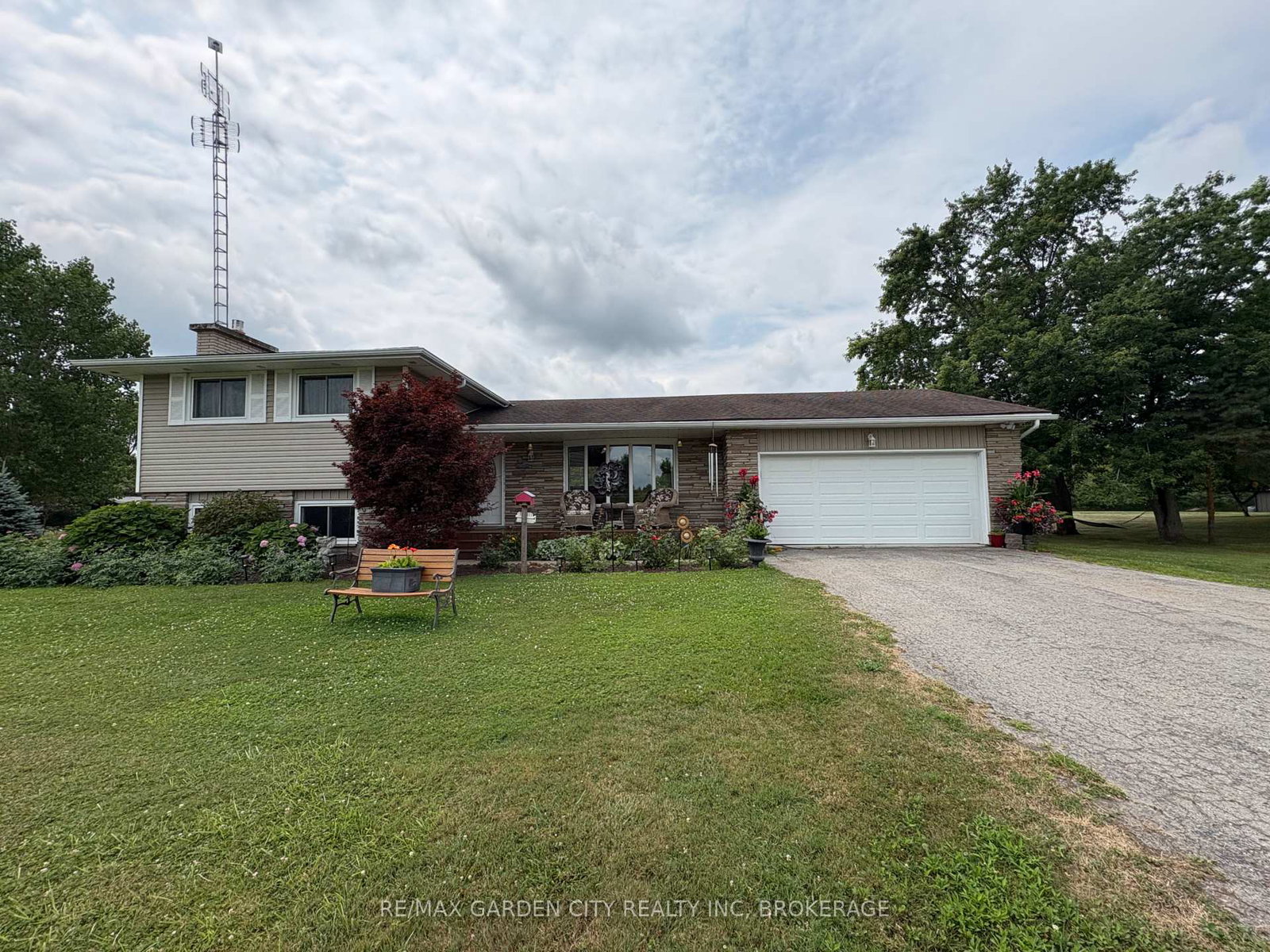 147-cairns-crescent-fort-erie-ontario-x13617996