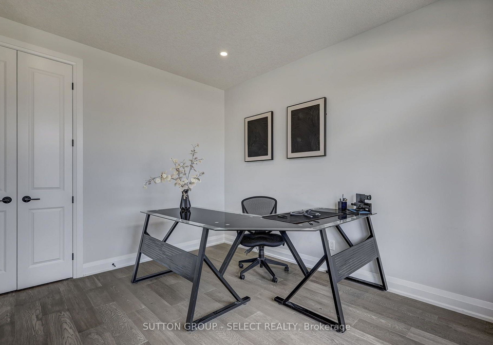 383-daventry-way-middlesex-centre-ontario-x13618010