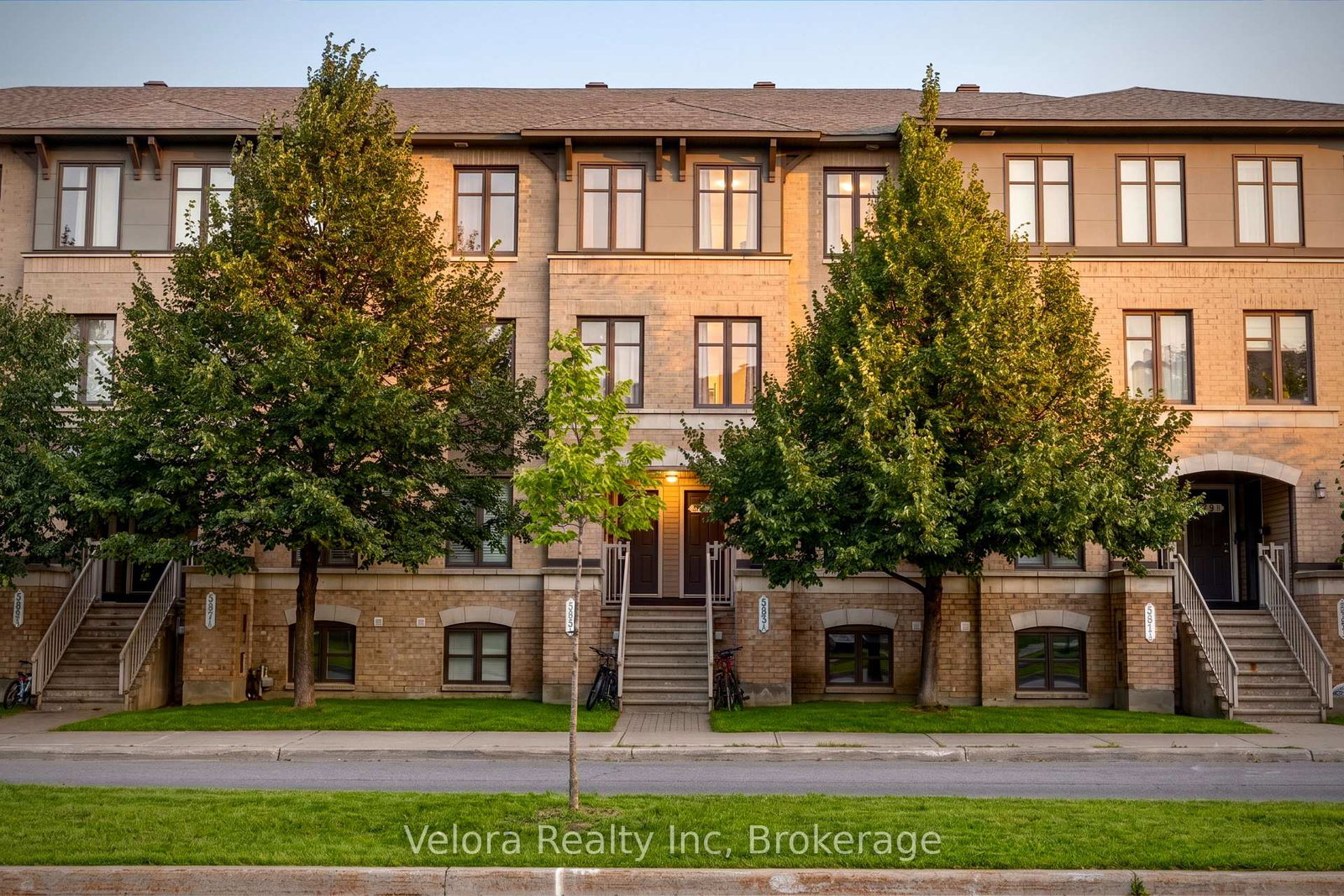583b-chapman-mills-drive-ottawa-ontario-x13618108