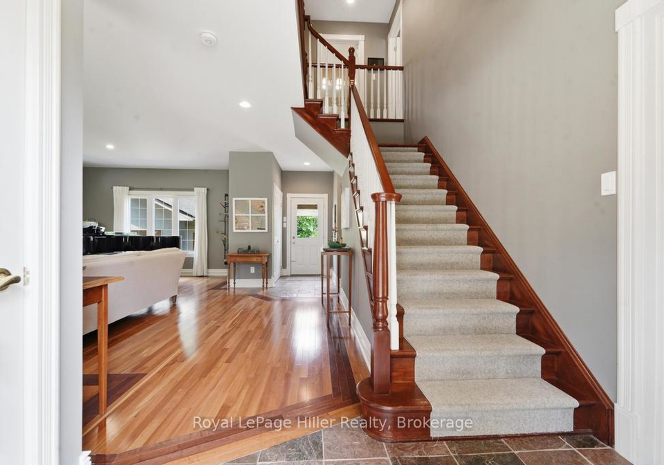 30-centre-street-stratford-ontario-x13618134