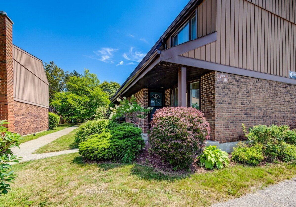285-sandowne-drive-waterloo-ontario-x13618142