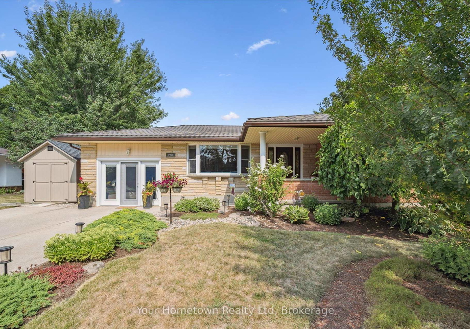 220-colborne-street-centre-wellington-ontario-x13618174